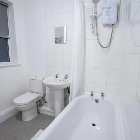Homestay szállás 3-bedroom Flat-freeparking & Wifi, Sleeps7 Bristol