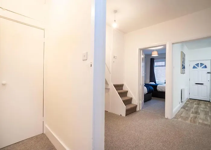 3-bedroom Flat-freeparking & Wifi, Sleeps7 Ubytování v soukromí