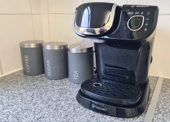 Homestay 3-bedroom Flat-freeparking & Wifi, Sleeps7